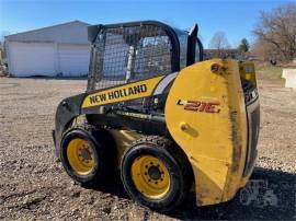 2016 NEW HOLLAND L216