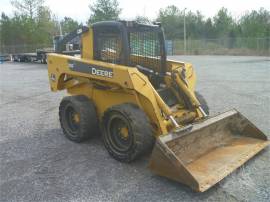 2008 DEERE 332