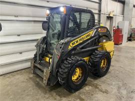 2014 NEW HOLLAND L220