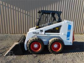 1988 BOBCAT 743