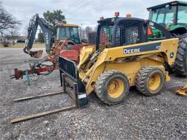 2005 DEERE 325