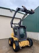 2001 NEW HOLLAND LS170