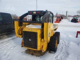 2006 DEERE 325