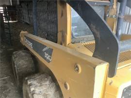 2007 DEERE 320