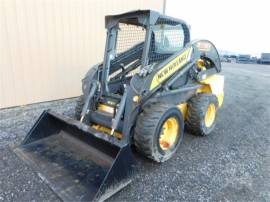 NEW HOLLAND L225