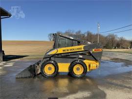 2006 NEW HOLLAND L180