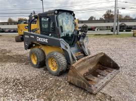 2010 DEERE 320D