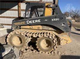 2017 DEERE 332G