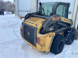 2011 NEW HOLLAND L220