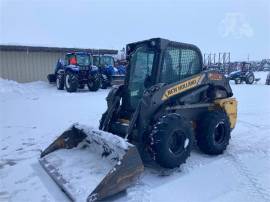 2011 NEW HOLLAND L220