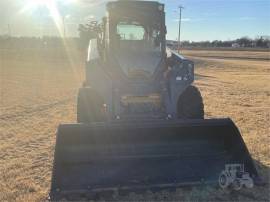 2017 DEERE 330G