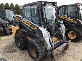 2013 NEW HOLLAND L218