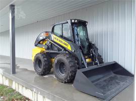 2023 NEW HOLLAND L328