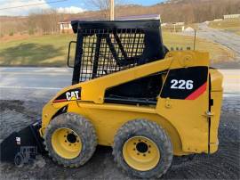 2003 CATERPILLAR 226