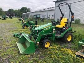 2019 John Deere 1025R