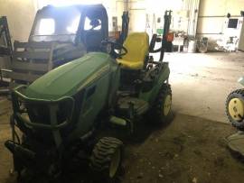 2016 John Deere 1025R