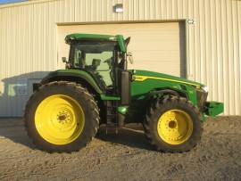 2020 John Deere 8R 250