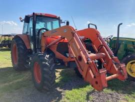 2007 Kubota M135X