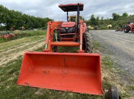 Kubota M5040D