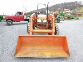 Kubota M7040