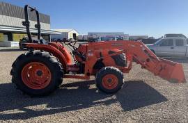 2010 Kubota MX5100D