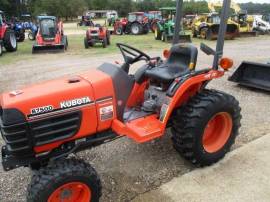 Kubota B7500HSD