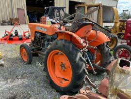 1982 Kubota L185