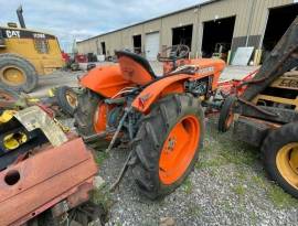 1982 Kubota L185