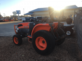 2013 Kubota L3240HST