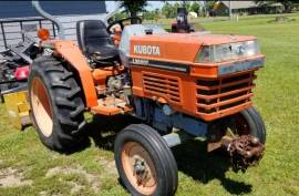 2002 Kubota L3000