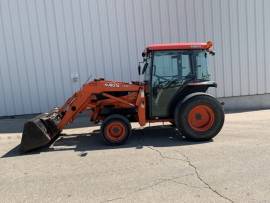 1999 Kubota L3710