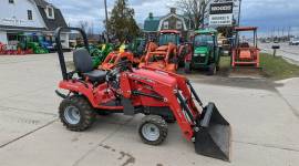 2017 Massey Ferguson GC1705