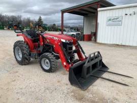 2018 Massey Ferguson 1742