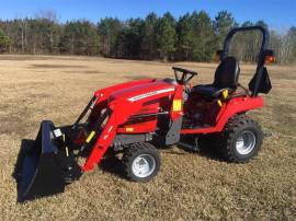 2021 Massey Ferguson GC1723E