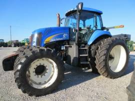 2008 New Holland T8040