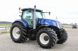 2010 New Holland T7070