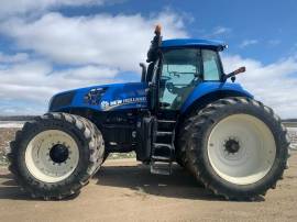 2013 New Holland T8.330