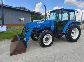 New Holland 4835