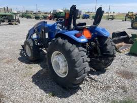 2005 New Holland T2420