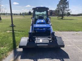 2009 New Holland Boomer 37