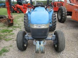 New Holland TC33D