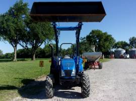 2017 New Holland T4.90
