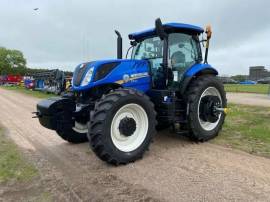 2022 New Holland T7.260
