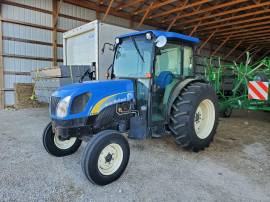 2011 New Holland T4040