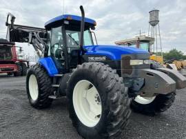 2001 New Holland TV140