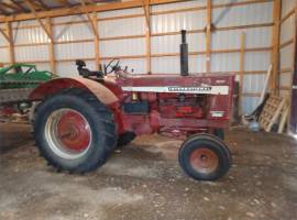 1970 International Harvester 826