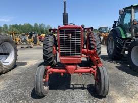 International Harvester 656