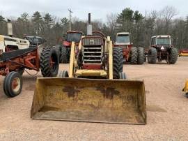 International Harvester 560