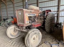 International Harvester 706