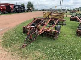 International Harvester 350